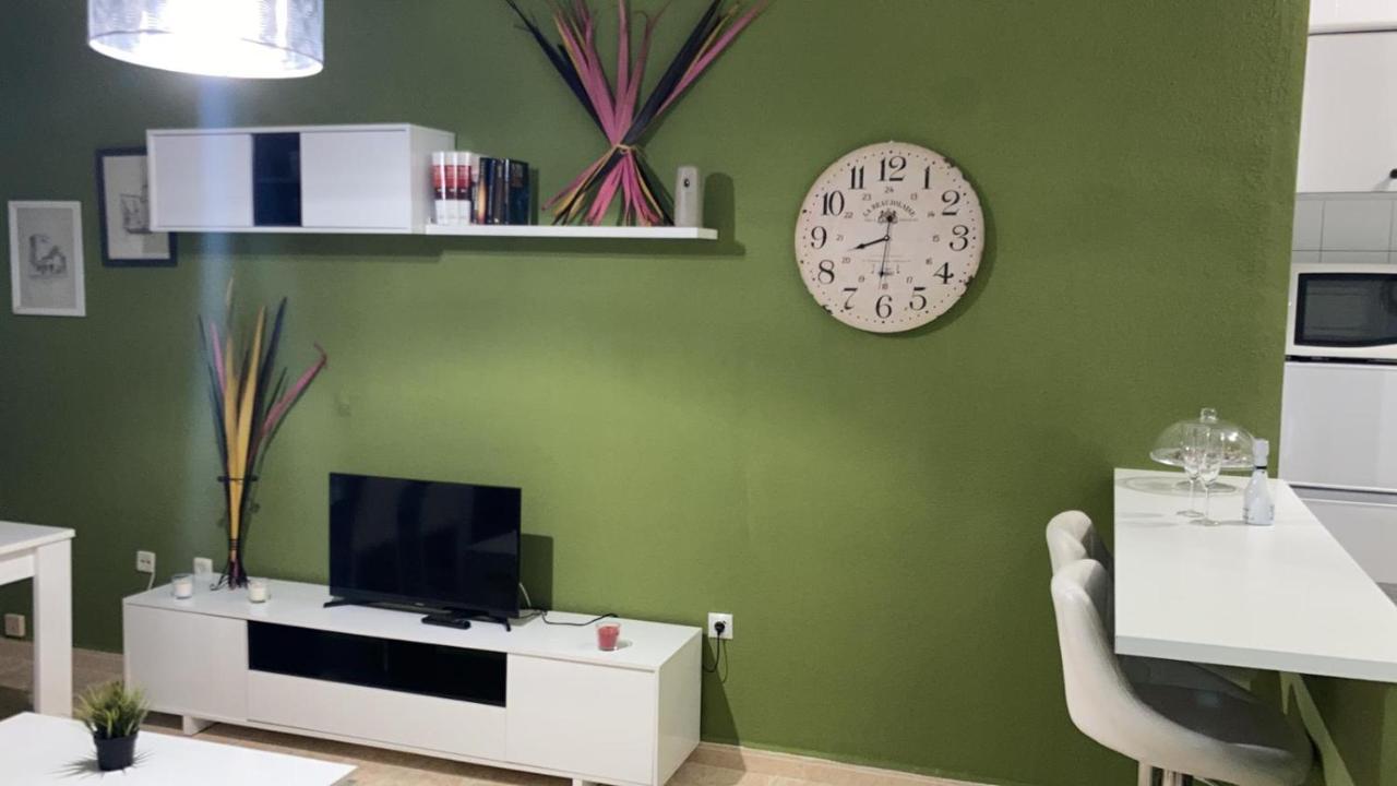 Апартаменты Apartamento Las Encinas Касерес Экстерьер фото