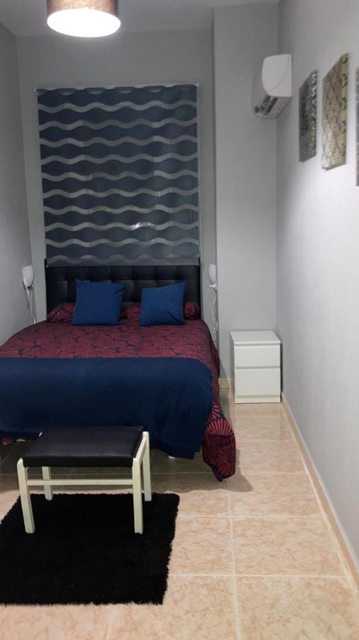 Апартаменты Apartamento Las Encinas Касерес Экстерьер фото