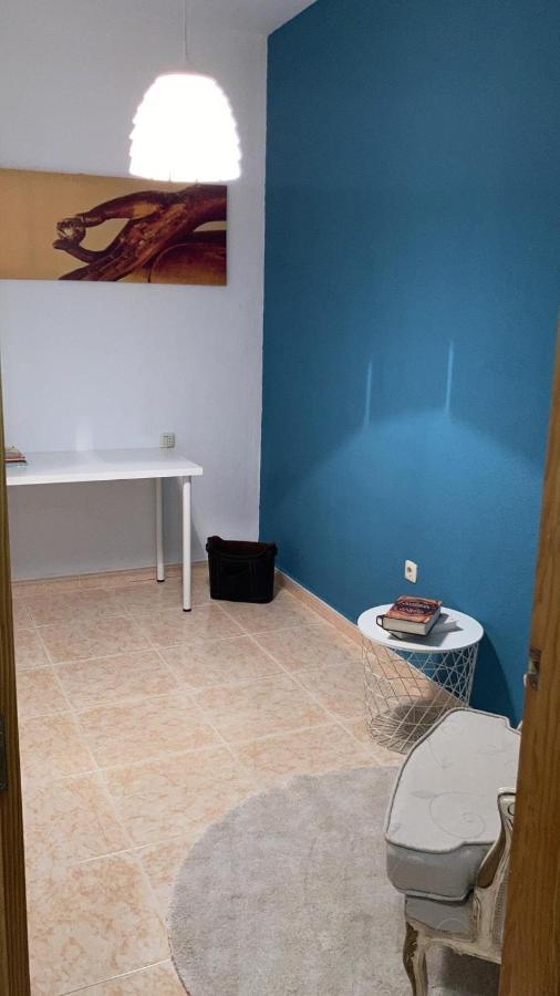 Апартаменты Apartamento Las Encinas Касерес Экстерьер фото